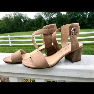 UNISA emale 3 sandal